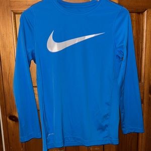 Nike DriFit Boys Long Sleeve T-Shirt.
